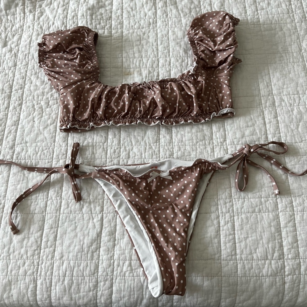 B Swim Set - image 1